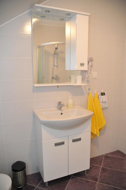 Apartments Zugec Selište Drežničko Exterior foto